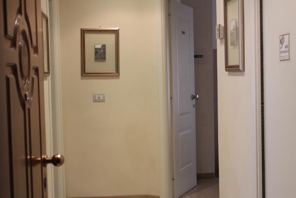 Booking House Rom Exteriör bild
