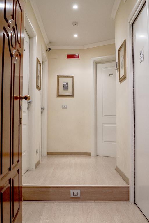 Booking House Rom Exteriör bild