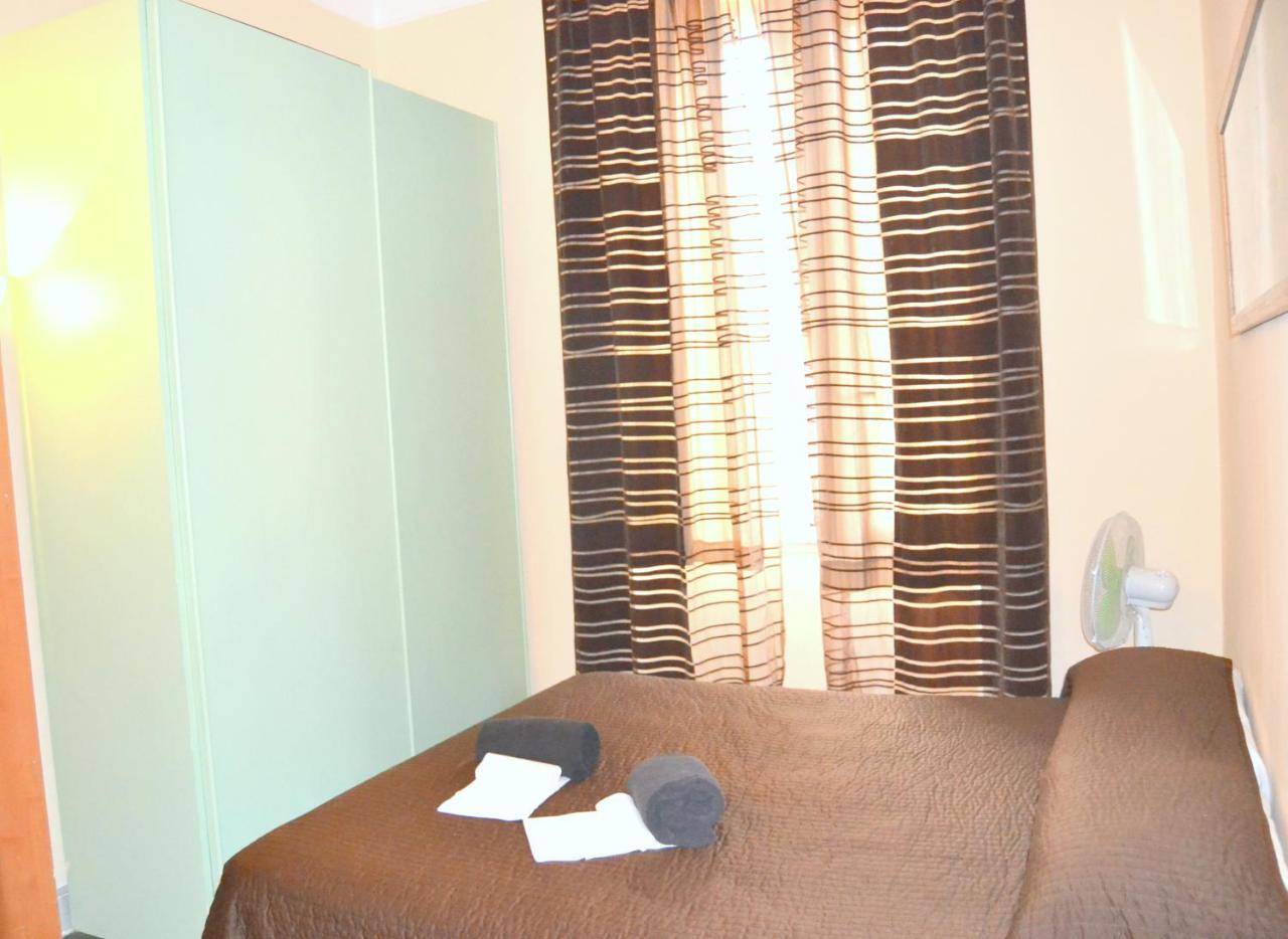 Booking House Rom Exteriör bild
