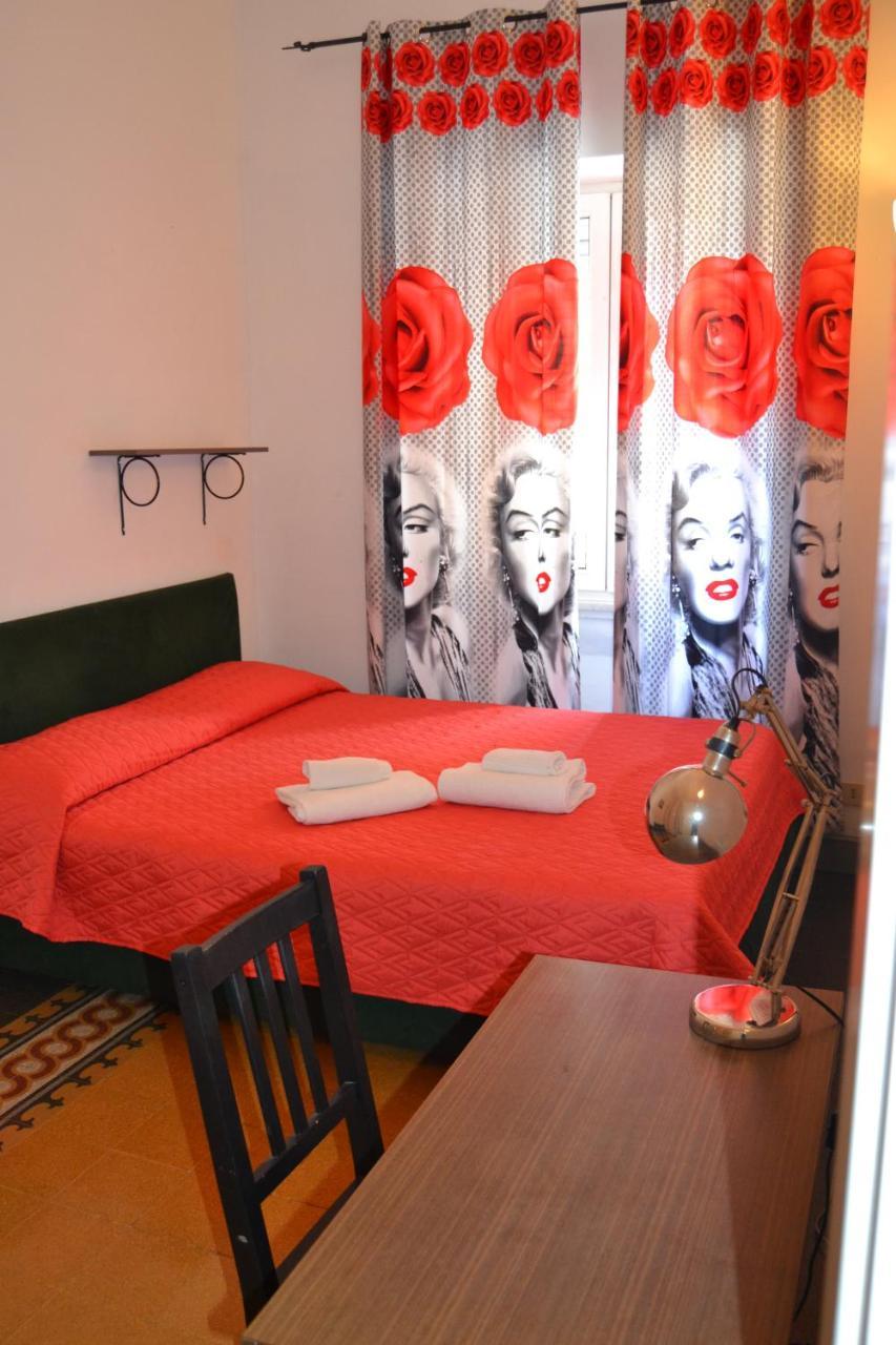 Booking House Rom Exteriör bild