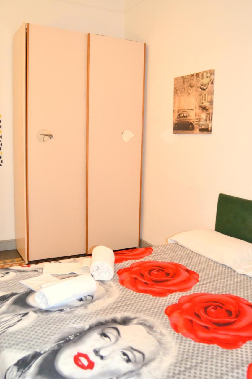 Booking House Rom Exteriör bild